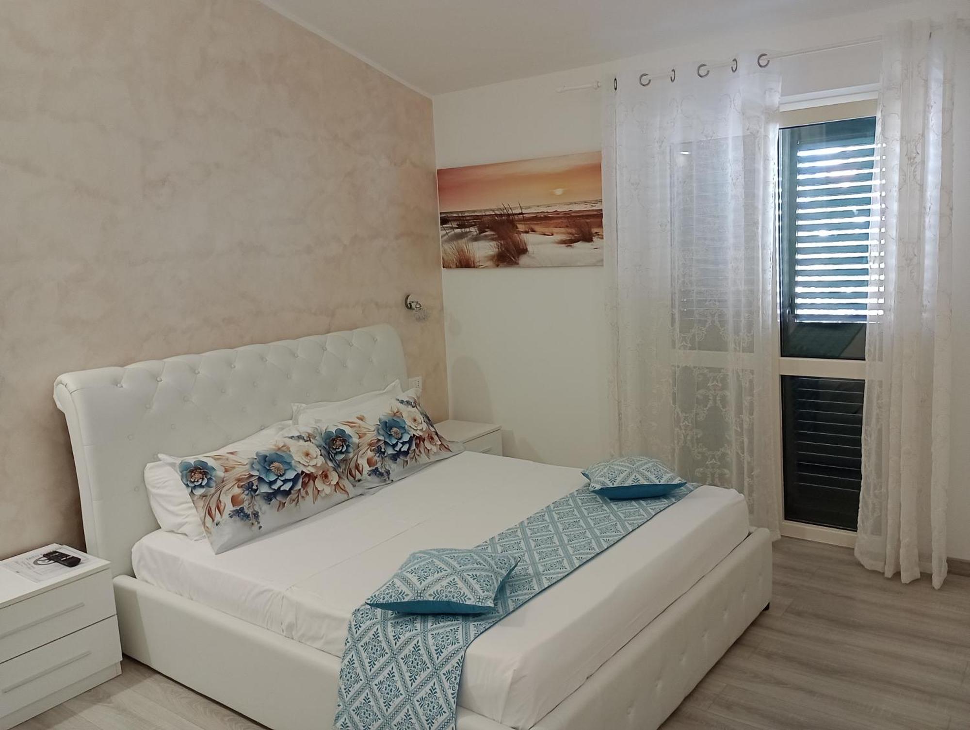 Viola Di Mare Rooms And Parking Термолі Екстер'єр фото