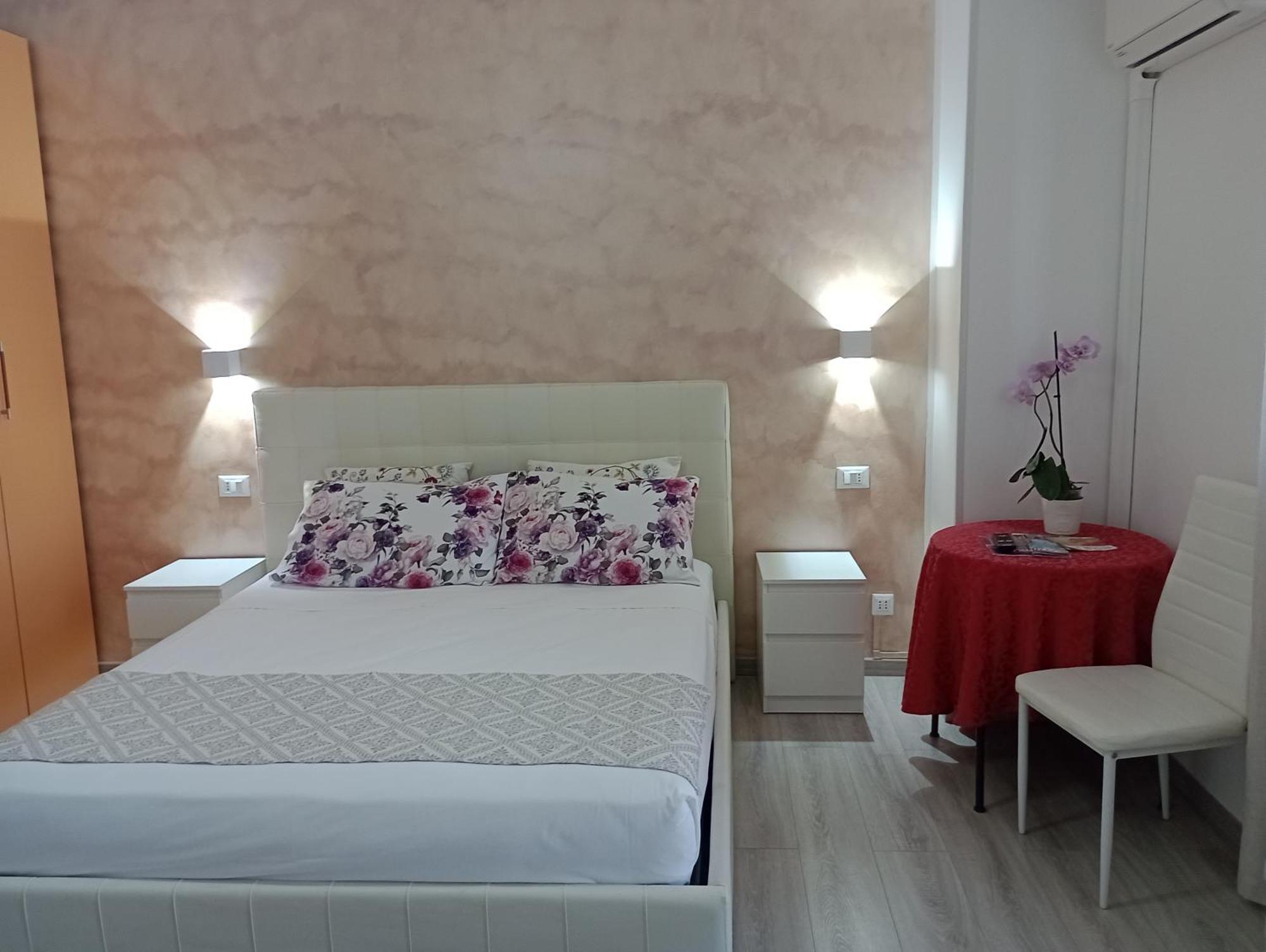 Viola Di Mare Rooms And Parking Термолі Екстер'єр фото